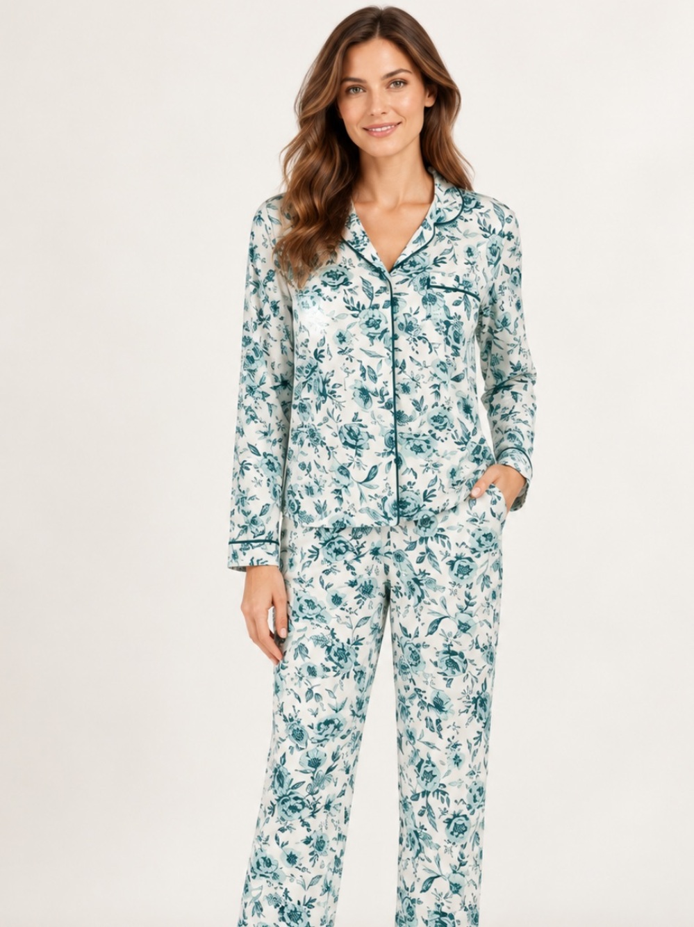 MEMBERS MARK NWOT Women’s Knit Pajama Set, Long Sleeve/Long Pants White & Green